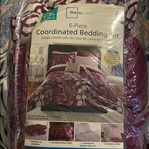 Comforter bed in bag set